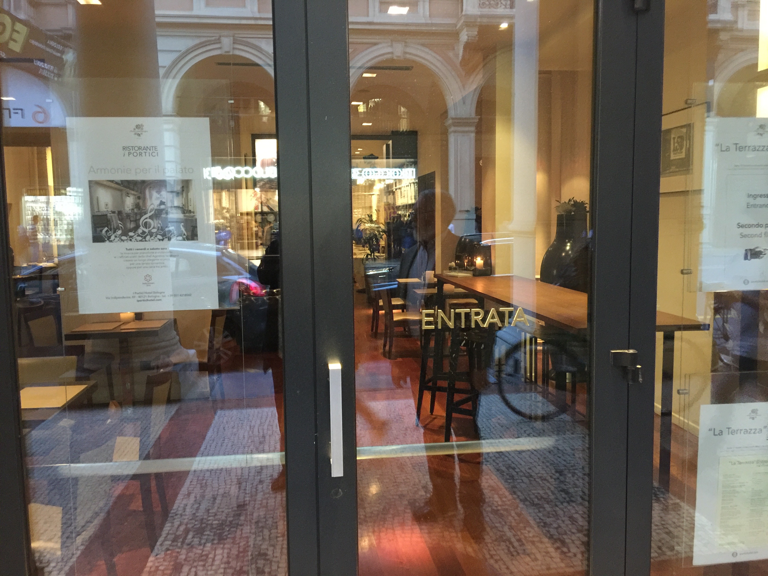 Ristorante i Portici, Bologna, 5/7/16 Dining With Frankie